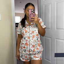 Cargar imagen en el visor de la galería, White Christmas Pj’s
